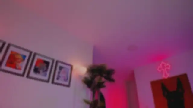 Taylor  foxxx online show from February 12, 2026, 5:46 am