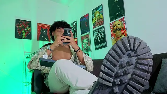 GaelOconner online show from November 20, 2025, 3:28 am