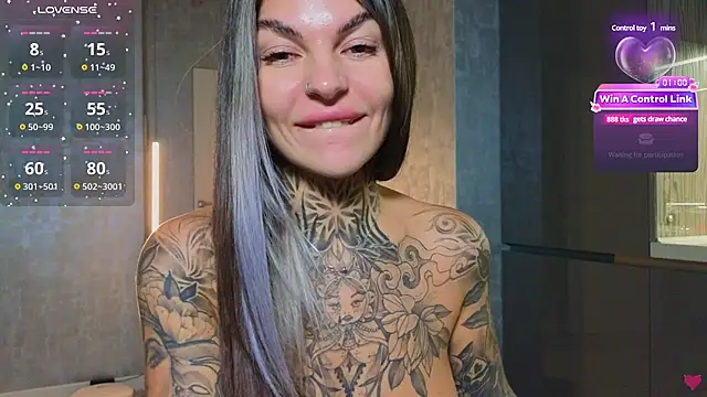 Snapshot of tattooedBabyy chatting on February 20, 2025, 12:25 pm tattooedBabyy online show from February 20, 2025, 12:25 pm