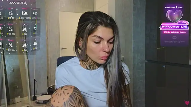 Snapshot of tattooedBabyy chatting on February 27, 2025, 10:59 am tattooedBabyy online show from February 27, 2025, 10:59 am
