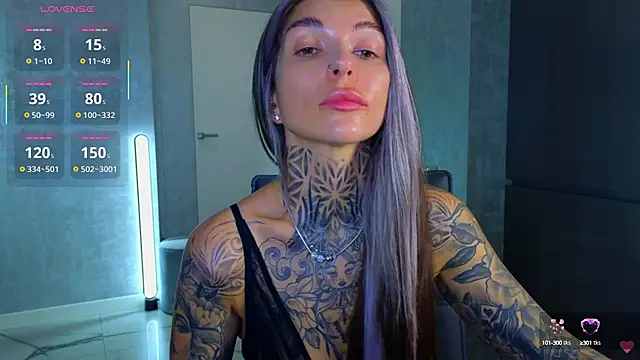 Snapshot of tattooedBabyy chatting on September 27, 2025, 7:35 am tattooedBabyy online show from September 27, 2025, 7:35 am
