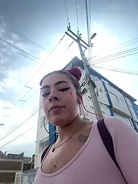 Dalila Thoms online show from March 9, 2025, 1:48 pm