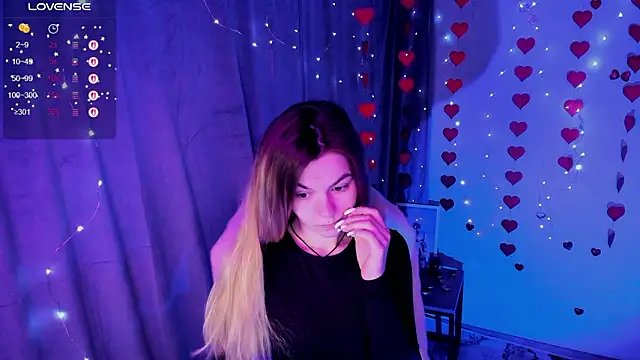 Snapshot of Sweet_me_ chatting on March 5, 2026, 6:42 am Sweet me online show from March 5, 2026, 6:42 am