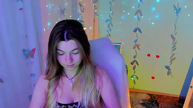 Snapshot of Sweet_me_ chatting on July 18, 2026, 6:06 am Sweet me online show from July 18, 2026, 6:06 am