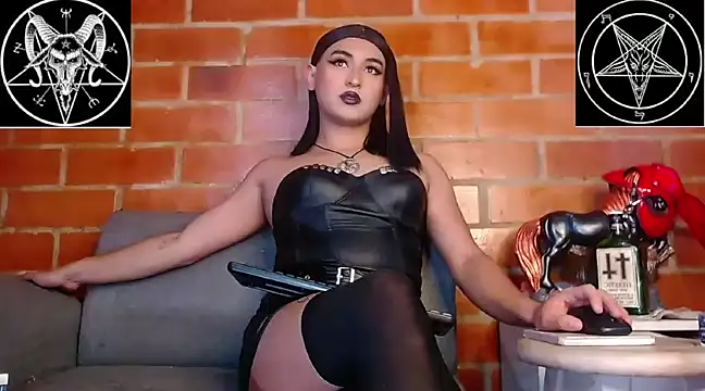 Snapshot of Domina_Lilith chatting on March 11, 2025, 3:12 pm Domina Lilith online show from March 11, 2025, 3:12 pm