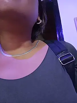 Dominik girl online show from July 6, 2026, 7:05 pm