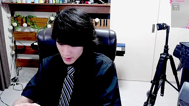 Snapshot of IroManager chatting on June 19, 2026, 4:00 pm IroManager online show from June 19, 2026, 4:00 pm