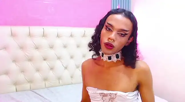 Foxy Ella  online show from January 31, 2025, 6:36 pm