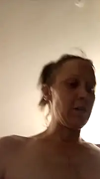 SexyB214 online show from March 11, 2026, 4:40 am