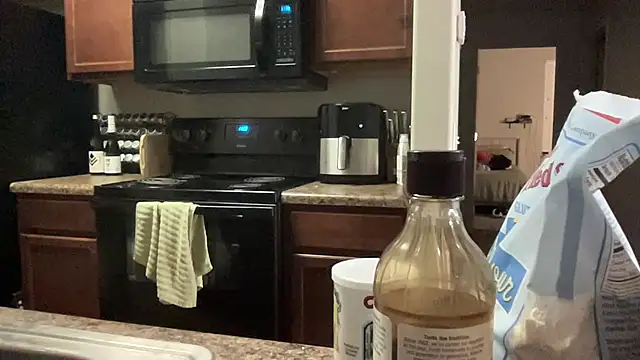 Snapshot of NatalieKneals chatting on January 2, 2025, 6:40 am NatalieKneals online show from January 2, 2025, 6:40 am