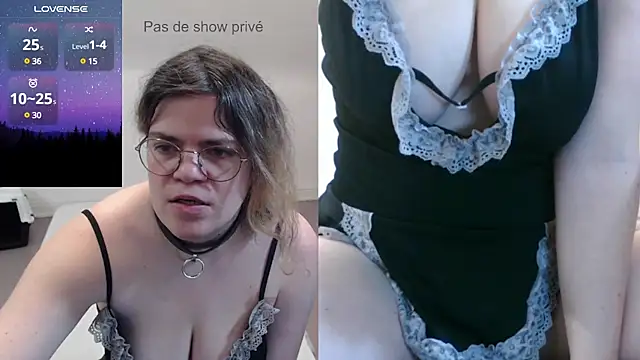 Snapshot of Ori_Slave chatting on December 8, 2024, 8:04 pm Ori Slave online show from December 8, 2024, 8:04 pm