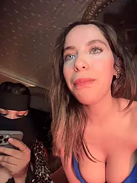 Snapshot of ORLA86 chatting on October 11, 2025, 6:17 pm ORLA86 online show from October 11, 2025, 6:17 pm