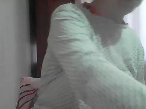 Snapshot of AnaXBerry chatting on April 26, 2026, 6:22 am AnaXBerry online show from April 26, 2026, 6:22 am
