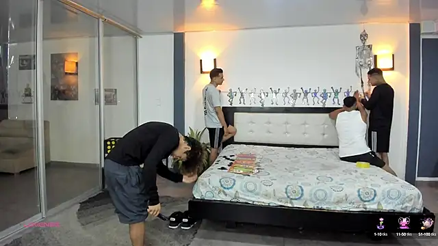 badguyss bisex online show from October 5, 2025, 11:41 am