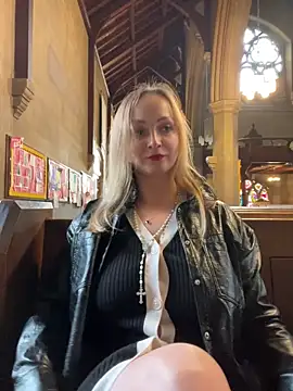 LadyTatiana Madam online show from October 16, 2025, 11:44 am