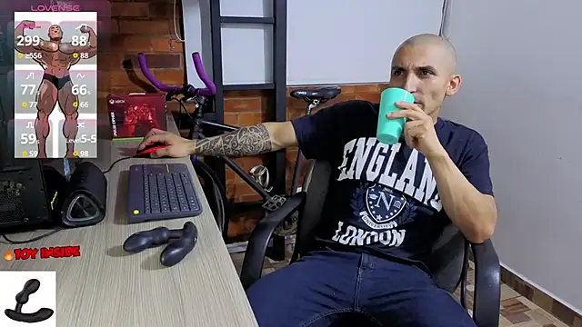 Marck Muscle online show from April 12, 2026, 4:06 am