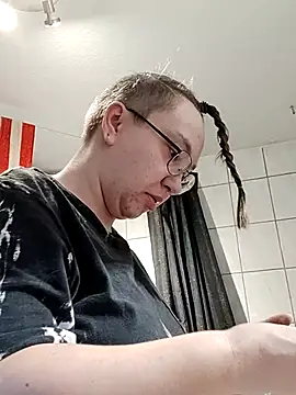 Snapshot of Isabella_Geney chatting on March 1, 2026, 4:42 pm Isabella Geney online show from March 1, 2026, 4:42 pm