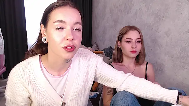 Snapshot of Tessa_Walker chatting on September 30, 2025, 10:31 am Tessa Walker online show from September 30, 2025, 10:31 am