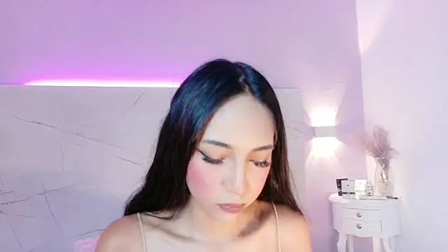 Snapshot of AbrilBrent chatting on October 11, 2025, 7:56 pm AbrilBrent online show from October 11, 2025, 7:56 pm
