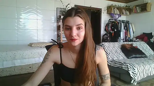 SweetyBabyDemon online show from September 10, 2025, 4:40 pm