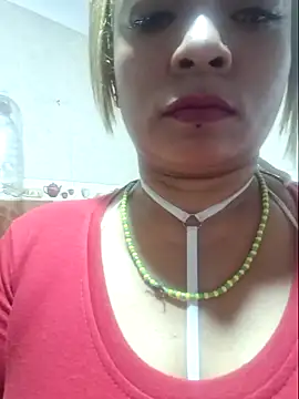 gatadeojosclaros online show from February 21, 2025, 8:07 am