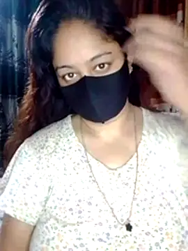 Snapshot of Jahan-Nigar chatting on April 7, 2026, 11:37 pm Jahan-Nigar online show from April 7, 2026, 11:37 pm