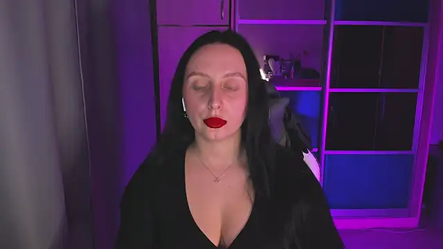 Snapshot of Christy_Calypso chatting on April 21, 2026, 5:39 pm Christy Calypso online show from April 21, 2026, 5:39 pm