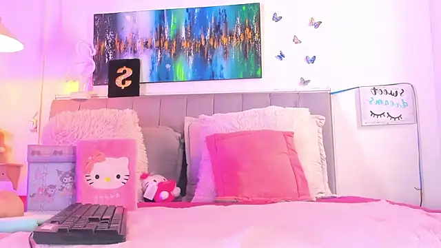 Snapshot of Andrea_flow chatting on December 12, 2024, 2:44 pm Andrea flow online show from December 12, 2024, 2:44 pm