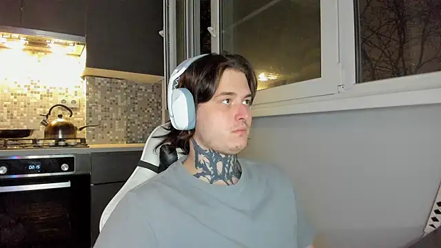 Snapshot of _torfin_ chatting on December 3, 2024, 8:39 pm torfin online show from December 3, 2024, 8:39 pm