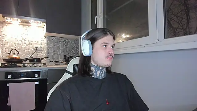 Snapshot of _torfin_ chatting on December 24, 2024, 7:00 pm torfin online show from December 24, 2024, 7:00 pm