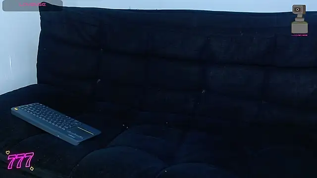 Snapshot of Tristan-bm chatting on April 15, 2026, 11:27 pm Tristan-bm online show from April 15, 2026, 11:27 pm