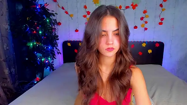 Milana Crystal  online show from November 6, 2025, 8:15 am