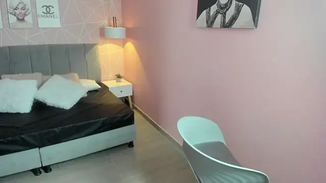 Snapshot of zara__sweet chatting on April 9, 2026, 3:50 pm zara sweet online show from April 9, 2026, 3:50 pm