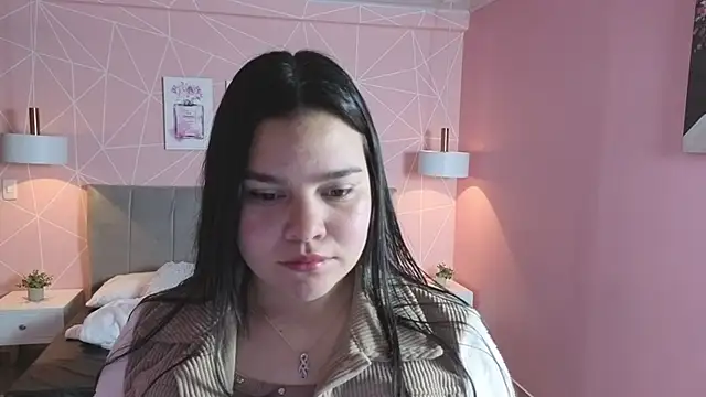 Snapshot of zara__sweet chatting on June 10, 2026, 1:32 pm zara sweet online show from June 10, 2026, 1:32 pm