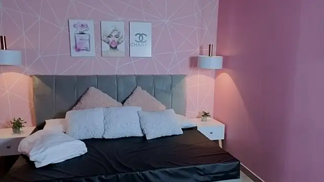 Snapshot of zara__sweet chatting on June 12, 2026, 2:16 pm zara sweet online show from June 12, 2026, 2:16 pm