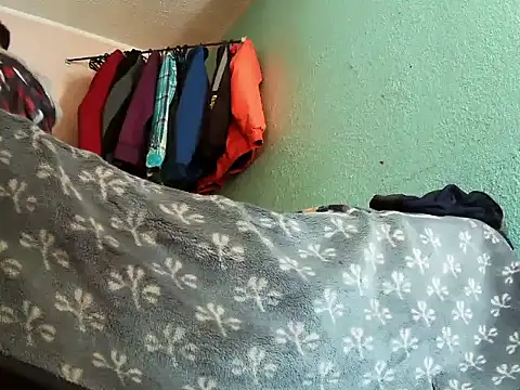 andrescaraballo online show from September 15, 2025, 8:53 pm