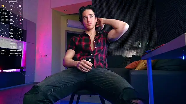 Snapshot of ChristianLevine_ chatting on June 12, 2026, 9:03 pm ChristianLevine online show from June 12, 2026, 9:03 pm