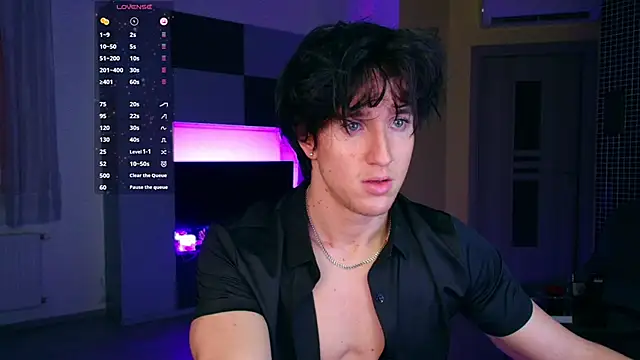 Snapshot of ChristianLevine_ chatting on June 28, 2026, 5:52 pm ChristianLevine online show from June 28, 2026, 5:52 pm