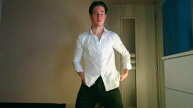 Snapshot of ChristianLevine_ chatting on July 15, 2026, 7:41 pm ChristianLevine online show from July 15, 2026, 7:41 pm