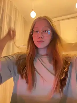 Eva Weyne online show from January 7, 2025, 8:52 pm