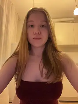 Eva Weyne online show from February 15, 2026, 9:33 pm