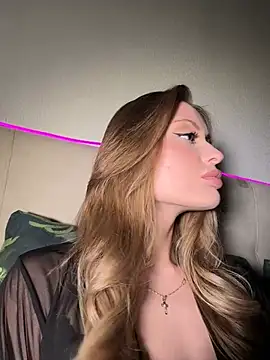 Sweet  Milly online show from April 11, 2026, 4:22 pm