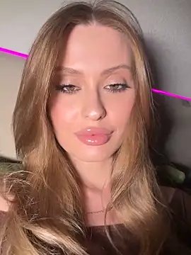 Snapshot of Sweet__Milly chatting on May 9, 2026, 7:41 pm Sweet Milly online show from May 9, 2026, 7:41 pm