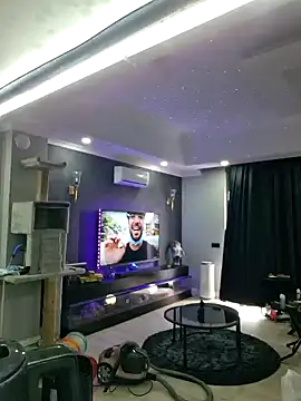 Snapshot of Esmertarcinim chatting on December 10, 2024, 12:05 pm Esmertarcinim online show from December 10, 2024, 12:05 pm