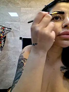 Snapshot of Esmertarcinim chatting on February 24, 2025, 5:31 pm Esmertarcinim online show from February 24, 2025, 5:31 pm