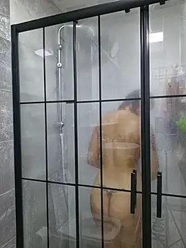 Snapshot of Esmertarcinim chatting on November 2, 2025, 2:08 pm Esmertarcinim online show from November 2, 2025, 2:08 pm