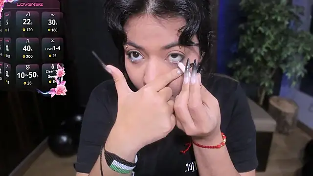 Evelynn online show from February 7, 2026, 11:36 am