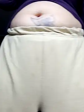 irinamaux online show from September 24, 2025, 4:10 pm