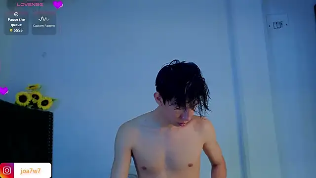 Levii Ackermann online show from April 9, 2026, 2:22 pm