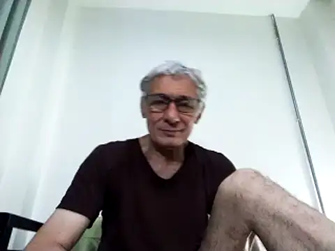 Snapshot of BIGUNCUTHARDCOCK chatting on March 9, 2025, 11:36 am BIGUNCUTHARDCOCK online show from March 9, 2025, 11:36 am